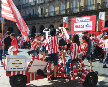 Party Bike Seat Fan Zone Marca
